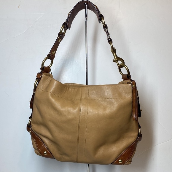 COACH Carly Bag Khaki / Tan - Picture 2 of 12